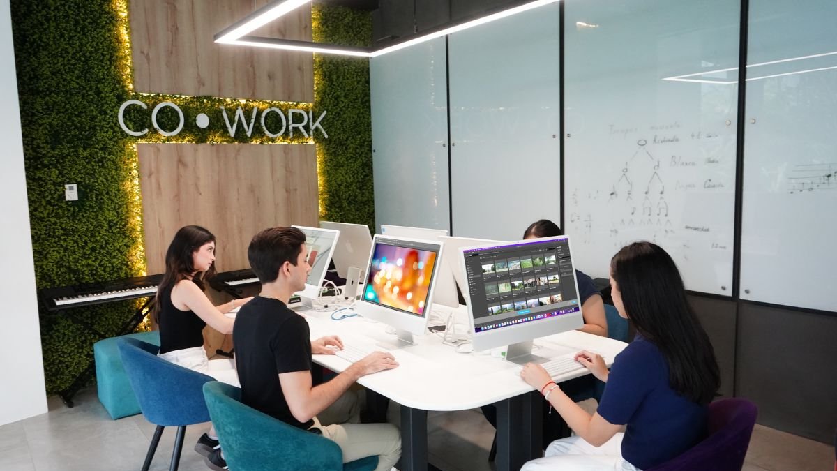 Estudiantes. Los universitarios buscan estudiar módulos cortos e ingresar prontamente al mercado laboral.