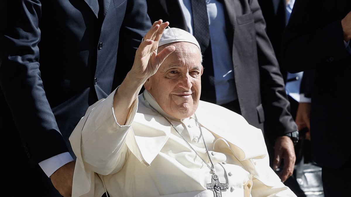 Papa Francisco, en Lisboa, en 2023, con motivo de la Jornada Nacional de la Juventud.
