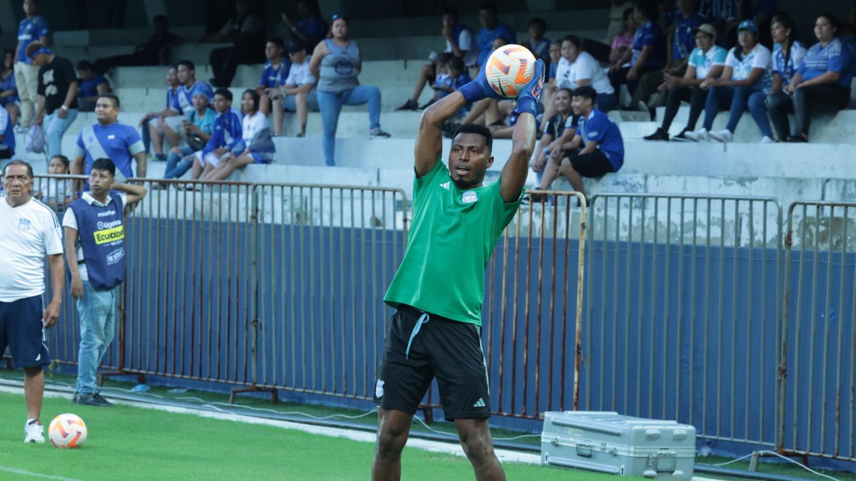 Pedro Ortiz está de vuelta al arco titular de Emelec. Será ante Macará en el estadio Capwell