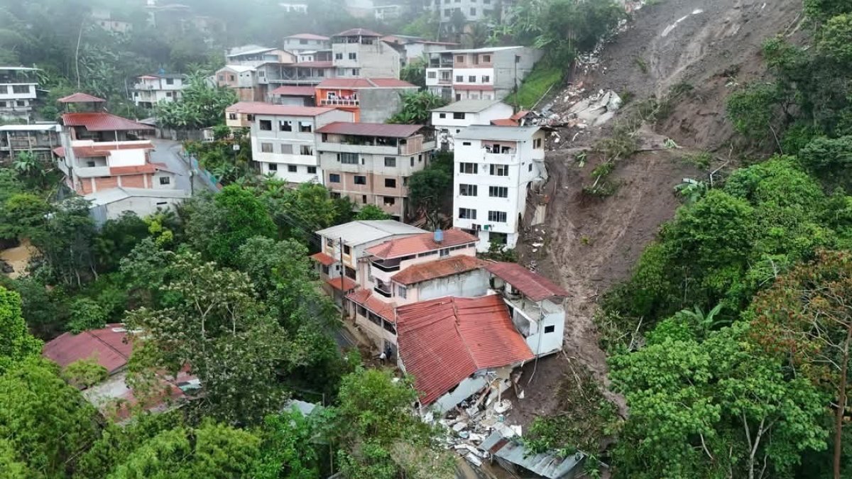 El rastro de destrucción que dejó el aluvión, en Piñas, El Oro.