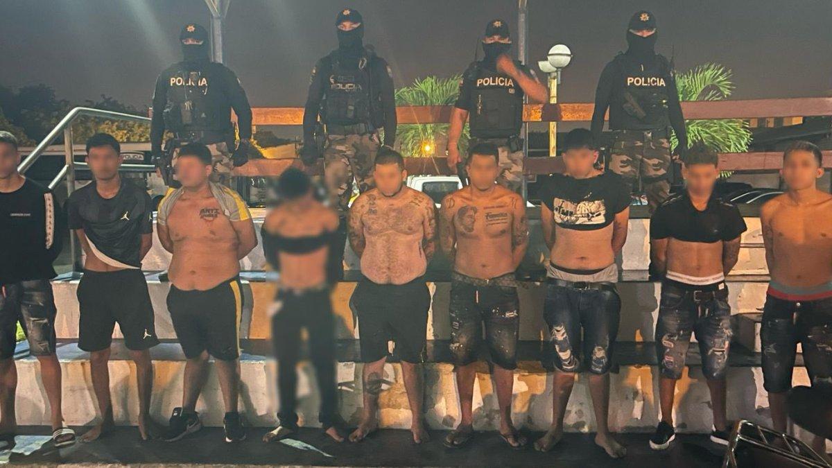 13 supuestos delincuentes fueron detenidos en Portoviejo, Manabí. Los sujetos estarían vinculados a bandas delictivas