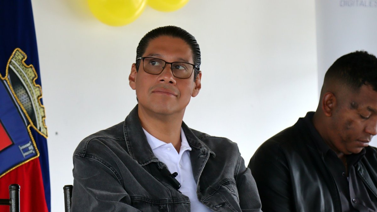 El ministro de Telecomunicaciones César Martín se pronunció sobre el concurso.