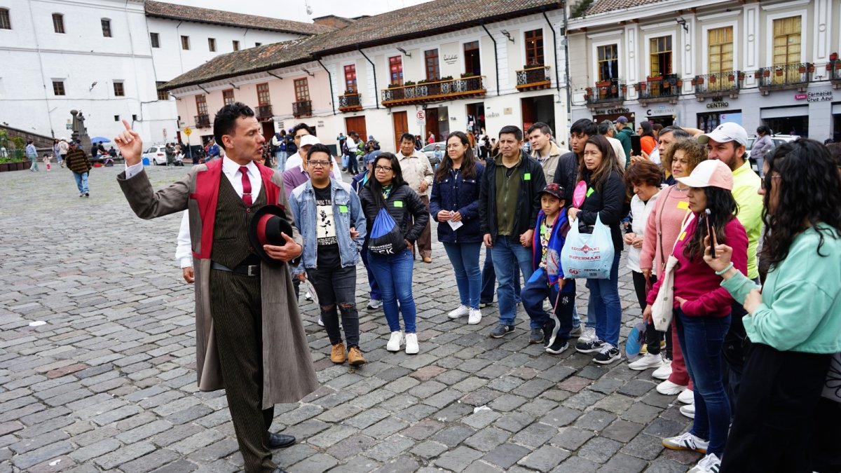 Recorridos. Parte de la iniciativa es realizar visitas guiadas teatralidades para que los turistas conozcan de Quito