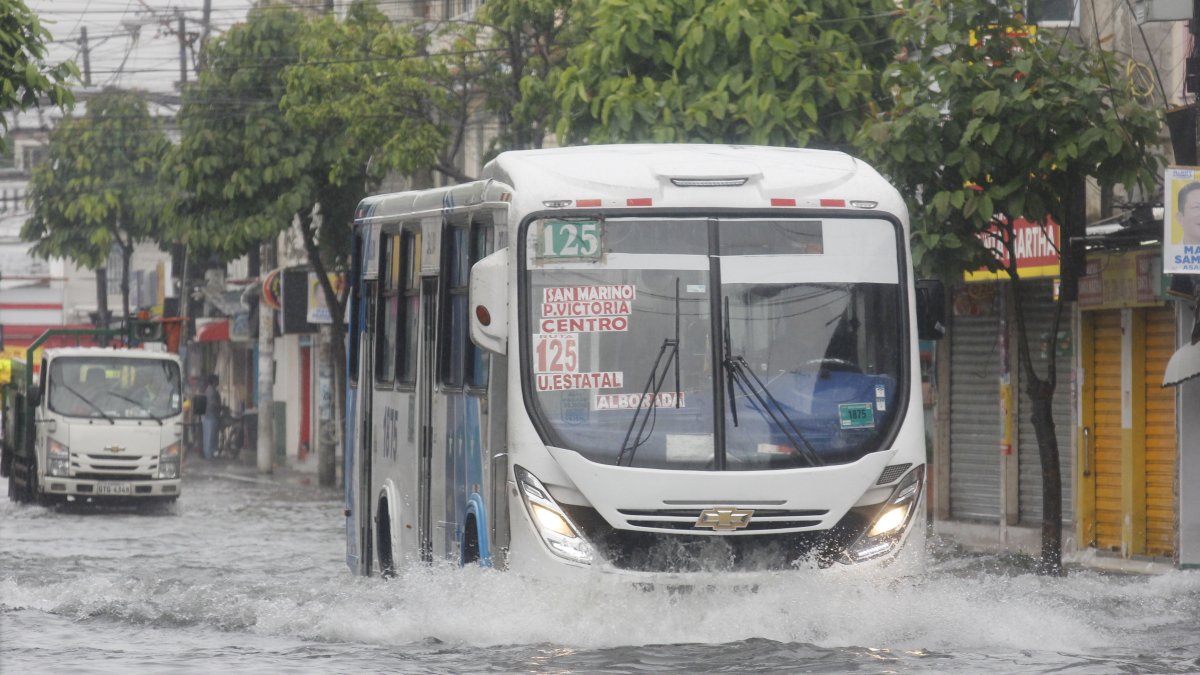 Inundaciones se han registrado anteriormente en Guayaquil debido a las fuertes lluvias.