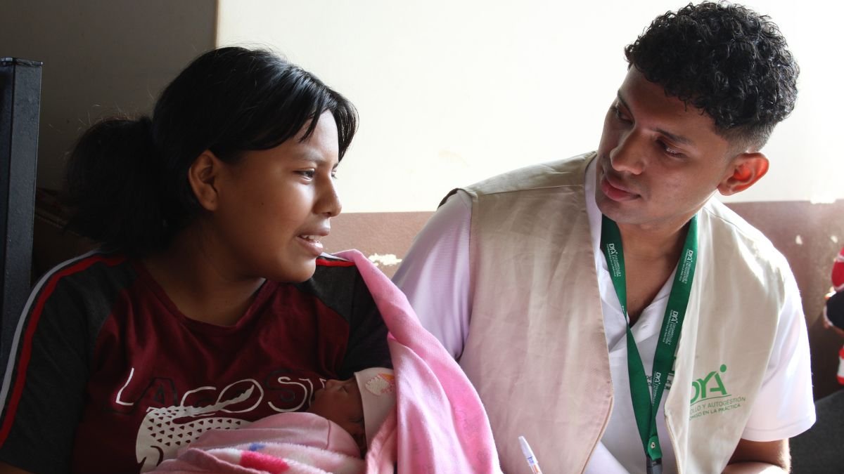 ONG. La Fundación DyA trabaja por el desarrollo sostenible del país.