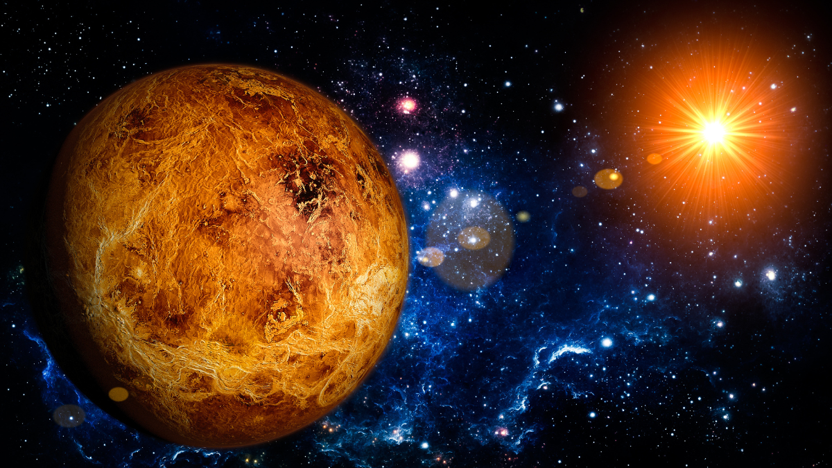 Venus, el brillante planeta del Sistema Solar, en una vista aislada desde el espacio.