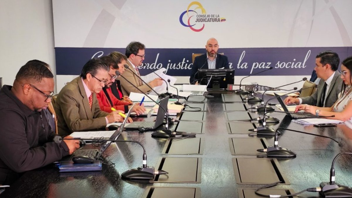 El Pleno de la Judicatura conoció las irregularidades en el archivo de 230 procesos disciplinarios contra funcionarios judiciales de Guayas.