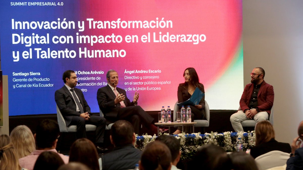 Foro. Uno de los conversatorios de los empresarios sobre la IA.