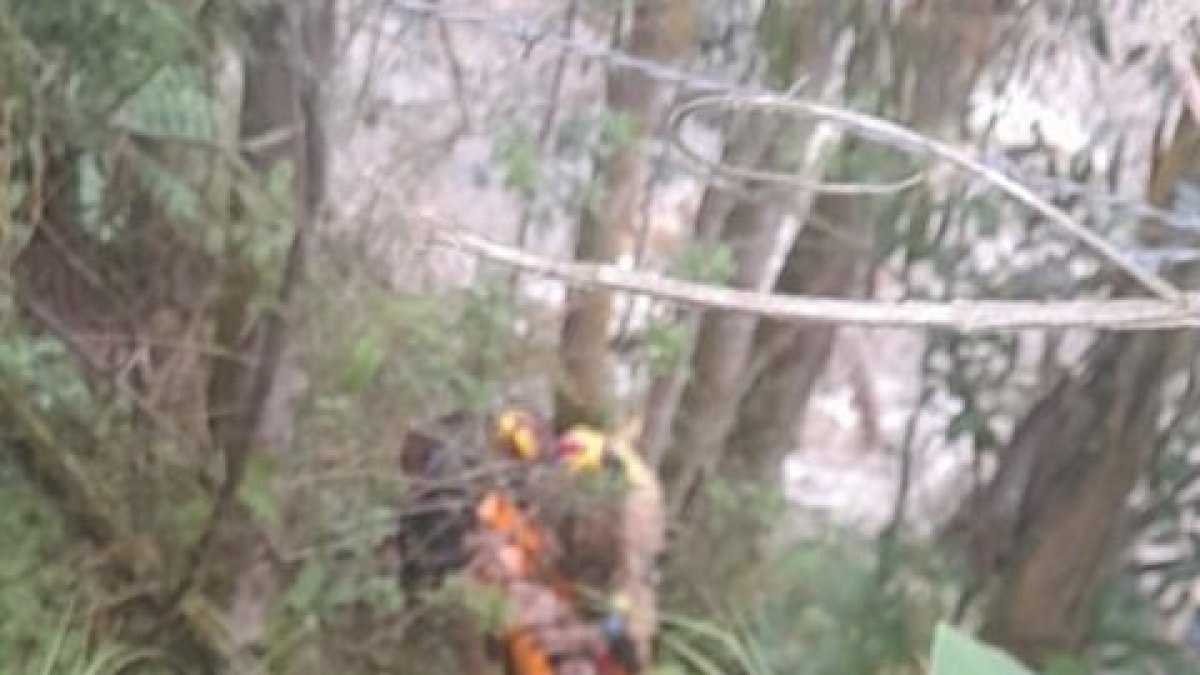 El cuerpo sin vida de una mujer fue recuperado del río Tarqui.