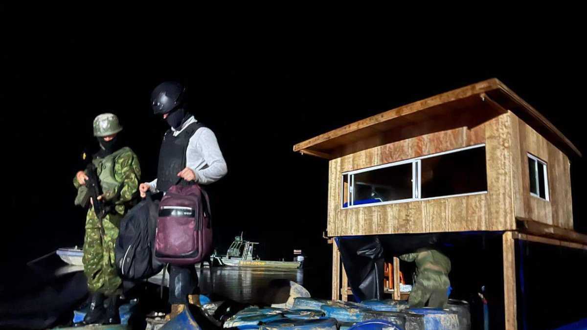 Militares realizan operativos en Puerto El Carmen.