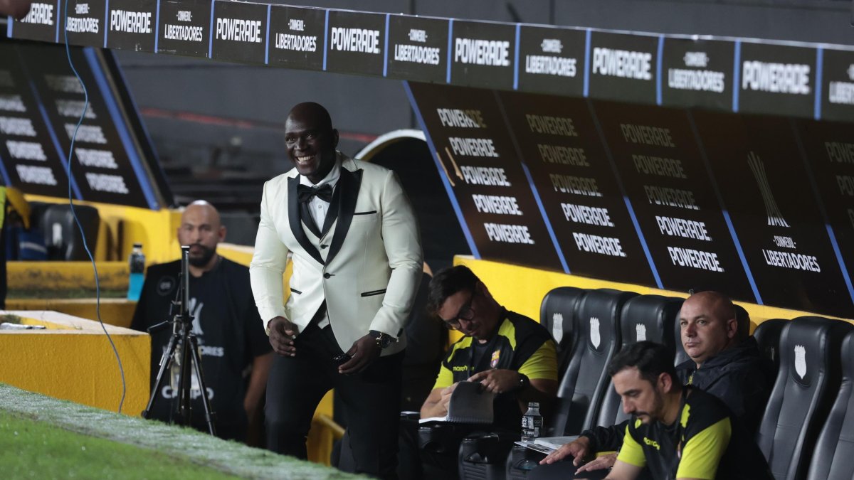 Segundo Castillo destacó por su elegancia en el triunfo de Barcelona SC en Copa Libertadores 2025.