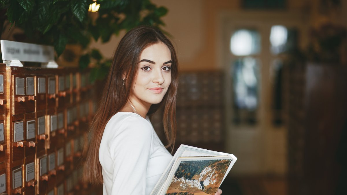 Si buscas entender el feminismo en profundidad, estos libros son un punto de partida esencial.