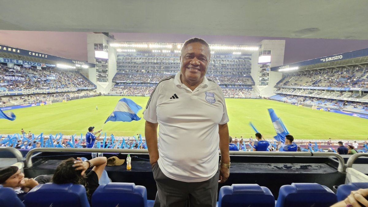 Jorge Guzmán estuvo presente en el estadio George Capwell en el empate 0-0 ante Macará