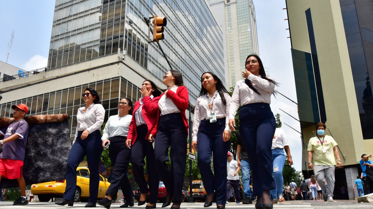 Guayaquil. Las mujeres piden igualdad en el ámbito laboral en la ciudad.