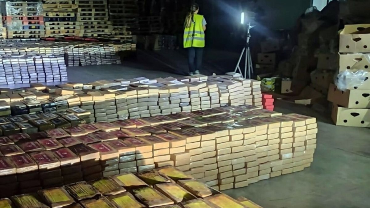 Hecho. La Policía española incautó 873 kilos de cocaína de gran pureza.