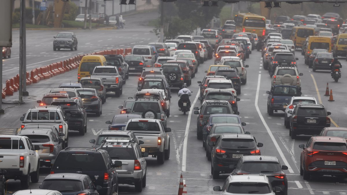 El sistema vial se implementa en horas pico para reducir la congestión vial.