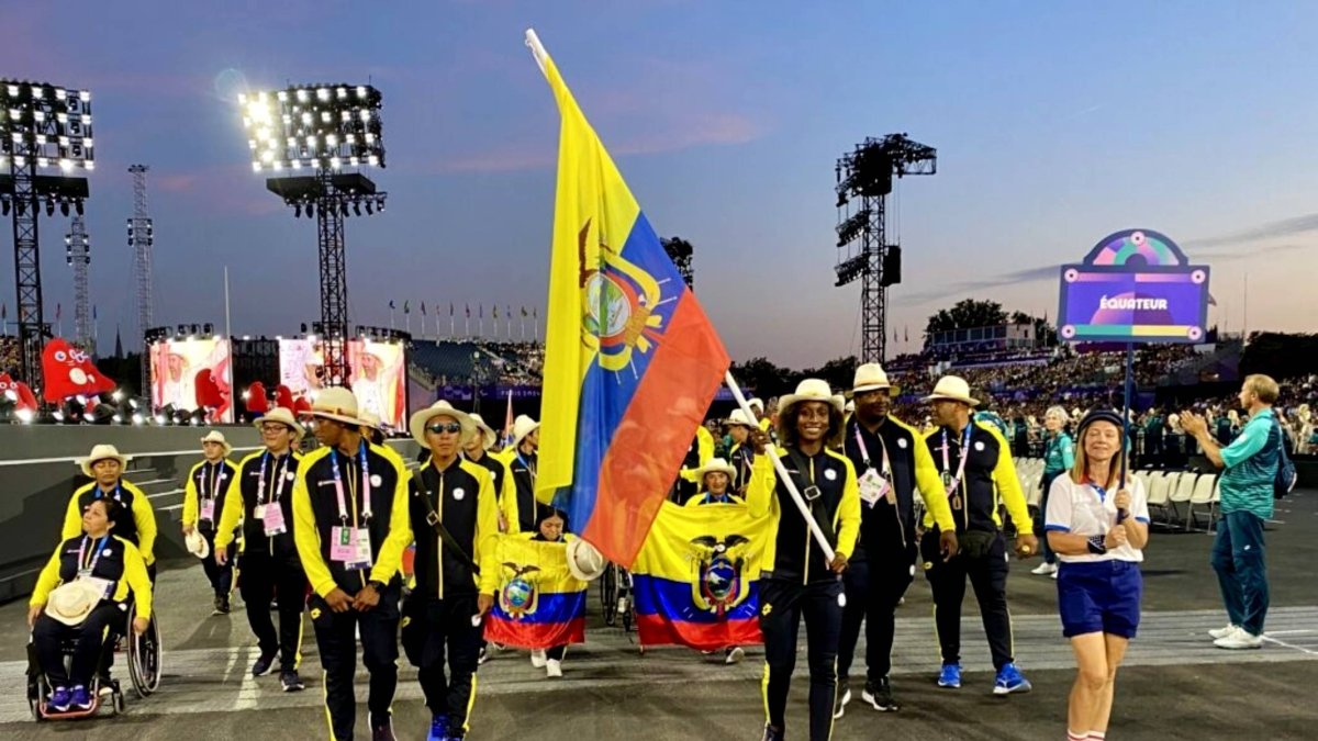 La delegación que representó al país en los Juegos Paralímpicos París 2024 y que recibió cuestionamientos de parte de un exentrenador.