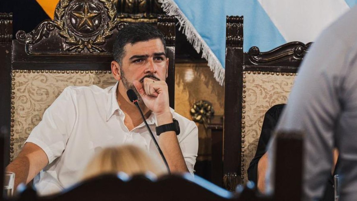 La mañana de este 9 de marzo, Aquiles Álvarez se refirió a los ataques y niveles de violencia registrados en Nueva Prosperina, uno de los distritos más violentos de la ciudad.