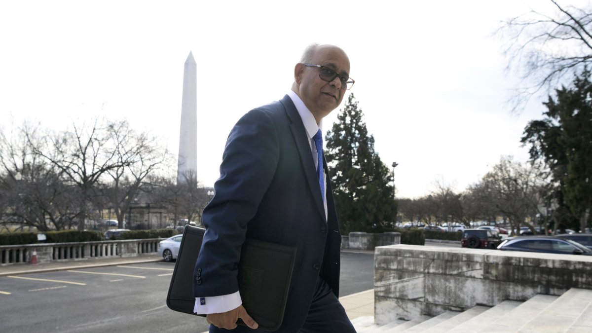 El ministro de Relaciones Exteriores de Surinam, Albert Ramdin, es el primer caribeño en ser elegido como secretario general de la Organización de los Estados Americanos (OEA)