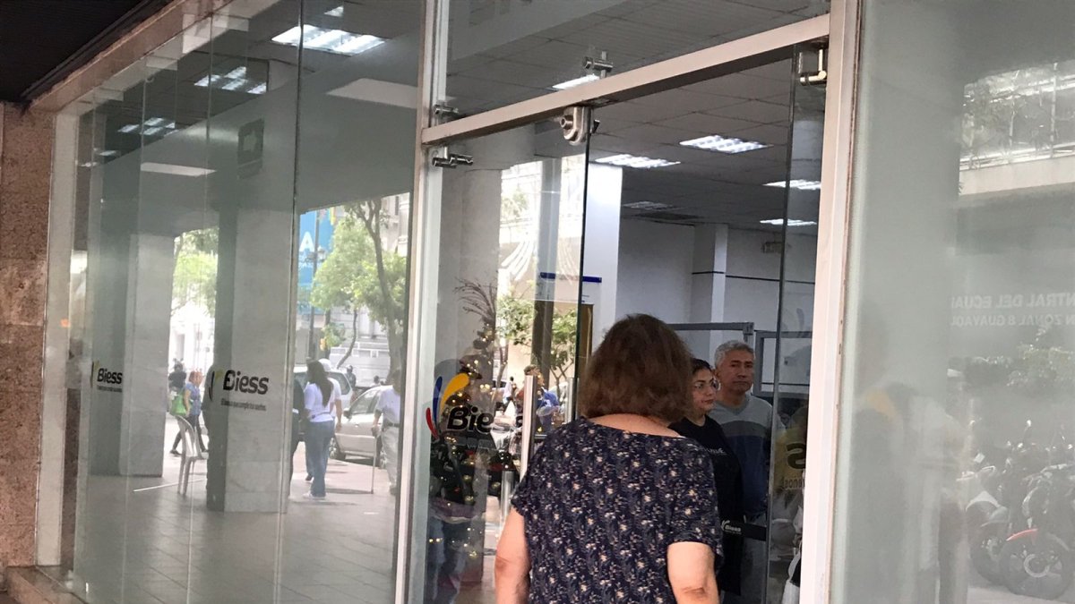 Los afiliados y jubilados pueden acceder a los préstamos que brinda el BIESS.