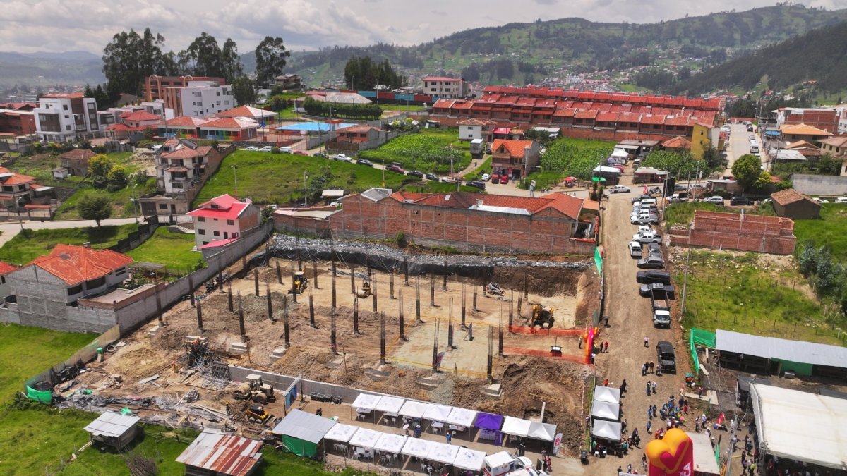 El hospital de la parroquia Baños será entregado en 2026.