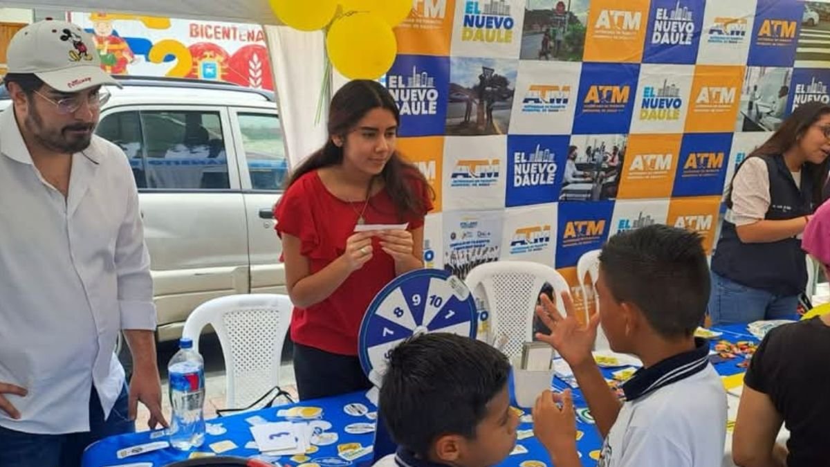 ONG. La Fundación MOVIDANA tiene como proyecto la intervención en espacios públicos y la seguridad en entornos escolares..