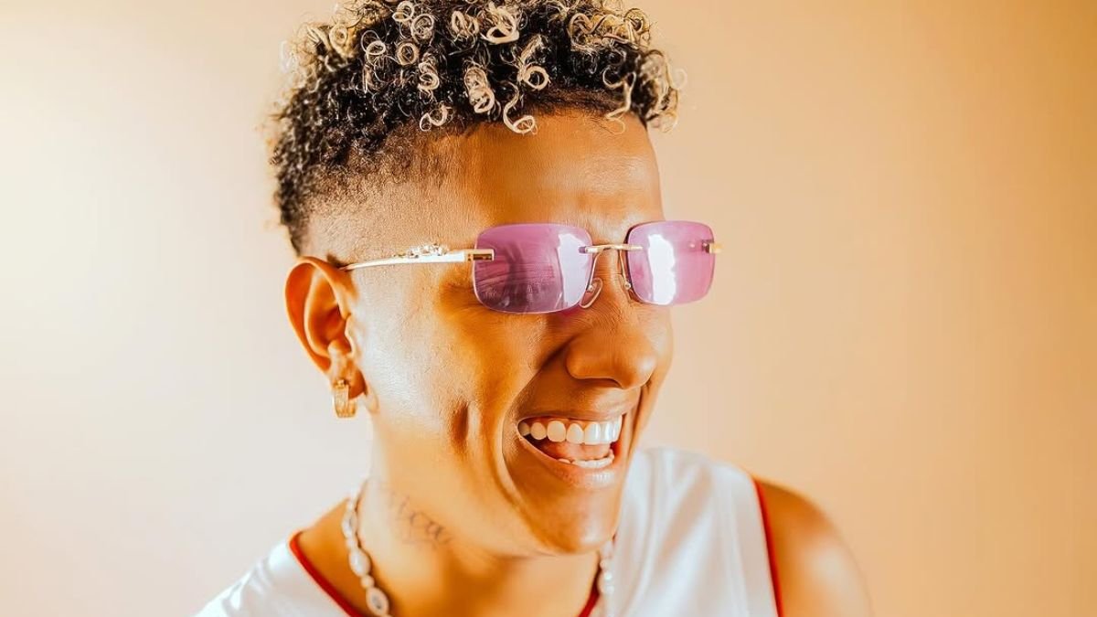 Jombriel hace historia con su éxito 'Vitamina'