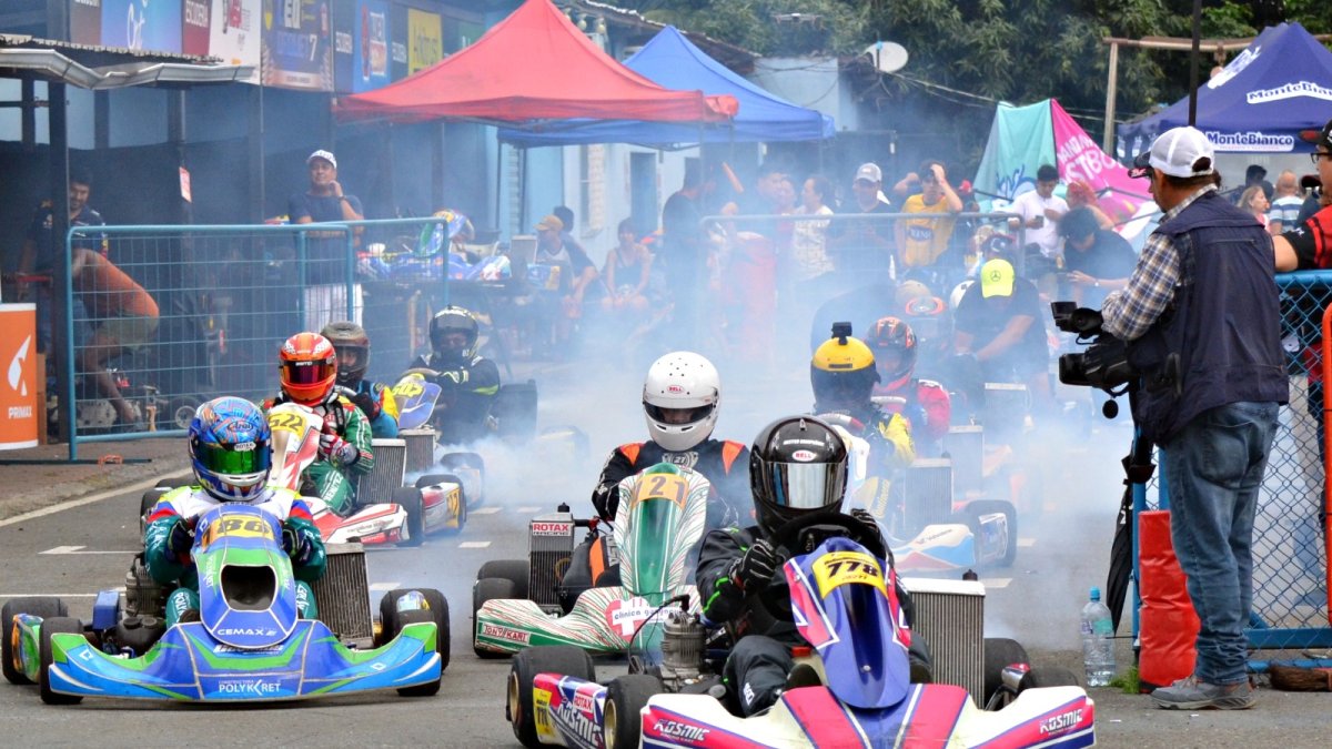 La Primera Válida del Invernal de Karting tuvo la participación de 40 pilotos. La segunda, este fin de semana, promete más de 60 en el Kartódromo de Guayaquil.