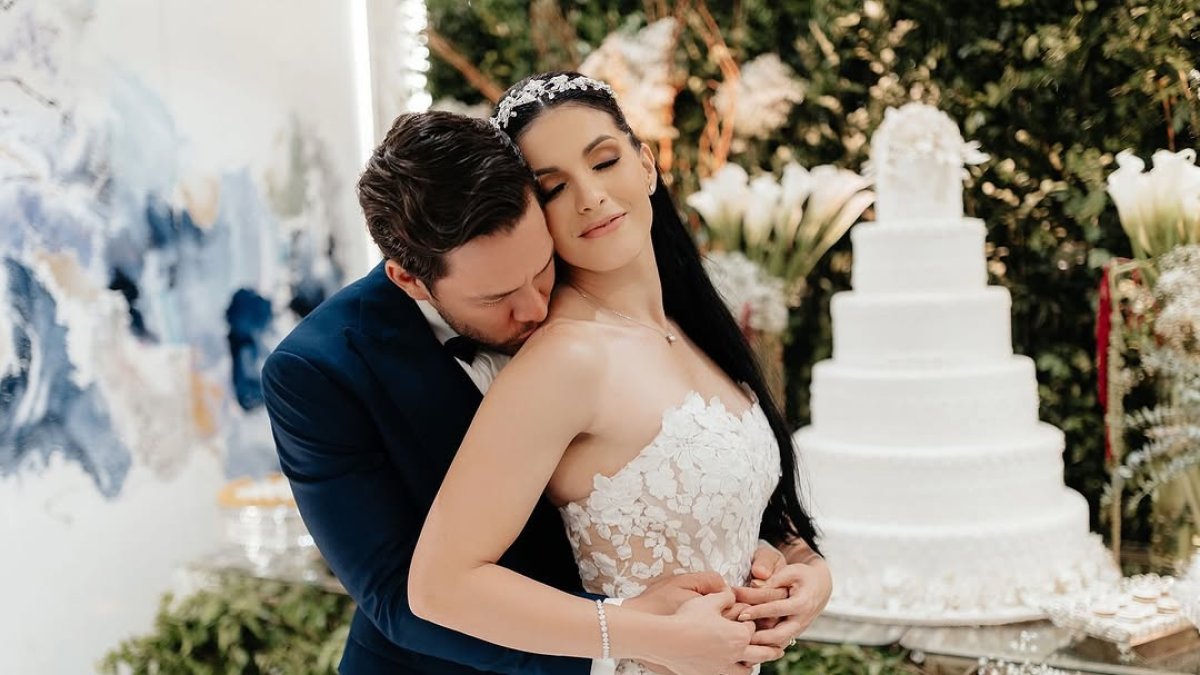 Mirely Barzola durante su boda con Kléber Ollague.