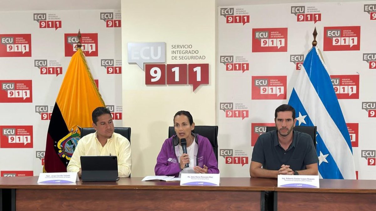 La tarde de este 11 de marzo, el COE Nacional evaluó las acciones que realizará el Gobierno Nacional ante las emergencias suscitadas debido a las lluvias.