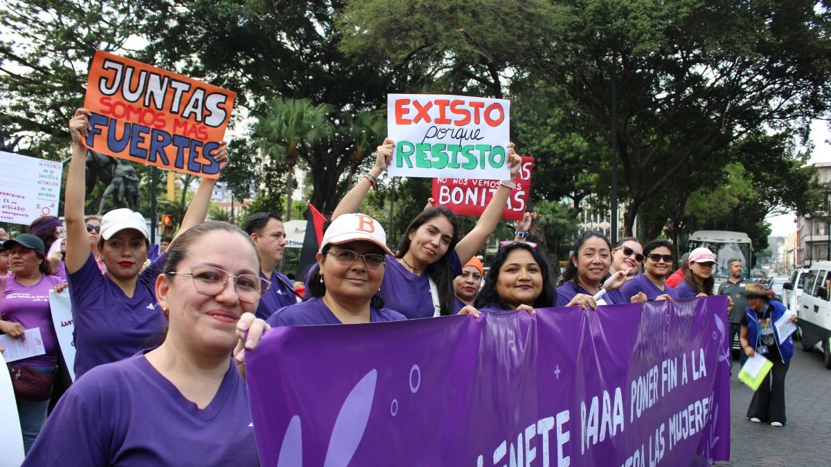 ONG. La Fundación Mujeres & Mujeres trabaja por la diversidad en el país.