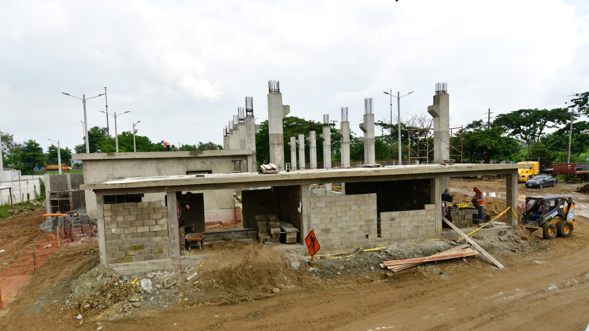 Emapag interviene la zona con estaciones de bombeo.
