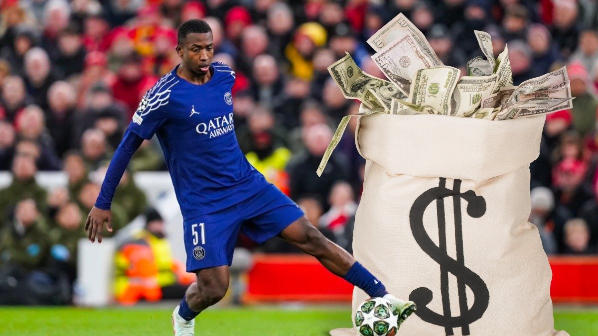 William Pacho se ha convertido en una de las estrellas de PSG.