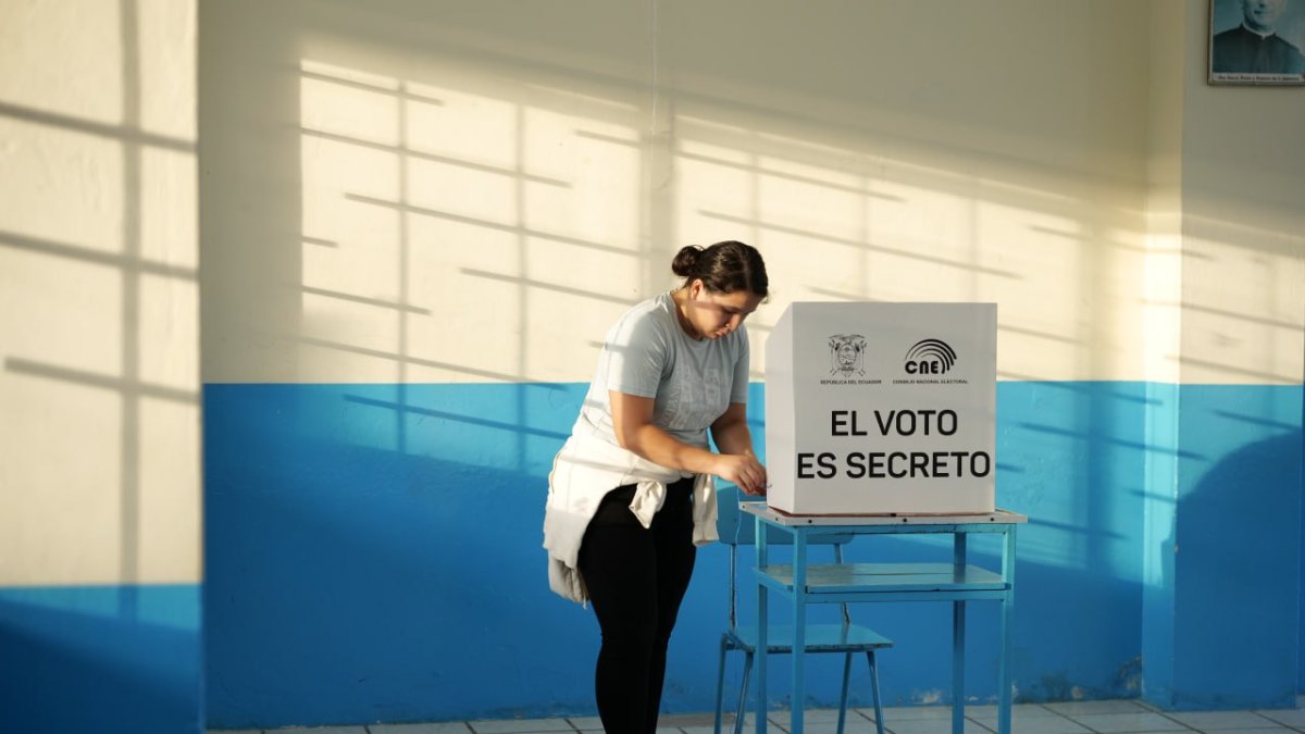 La segunda vuelta será el próximo 13 de abril de 2025.