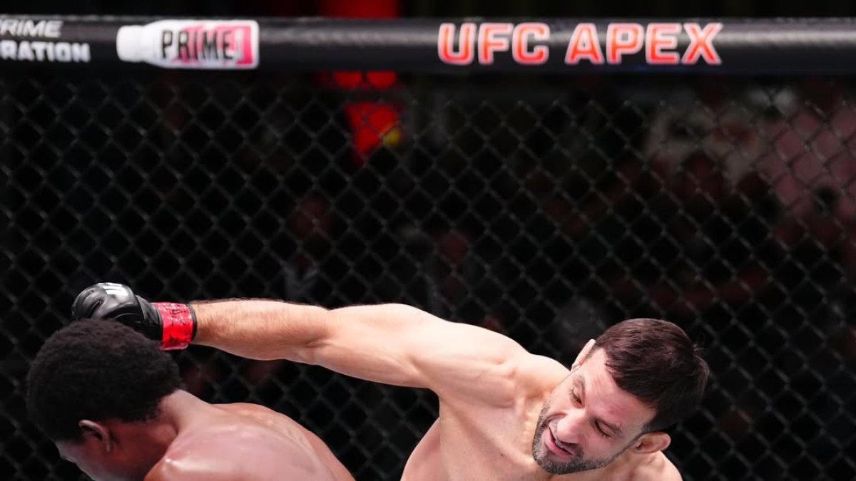 Carlos Vera Santos logró su primera victoria en UFC ante Josias Musasa.