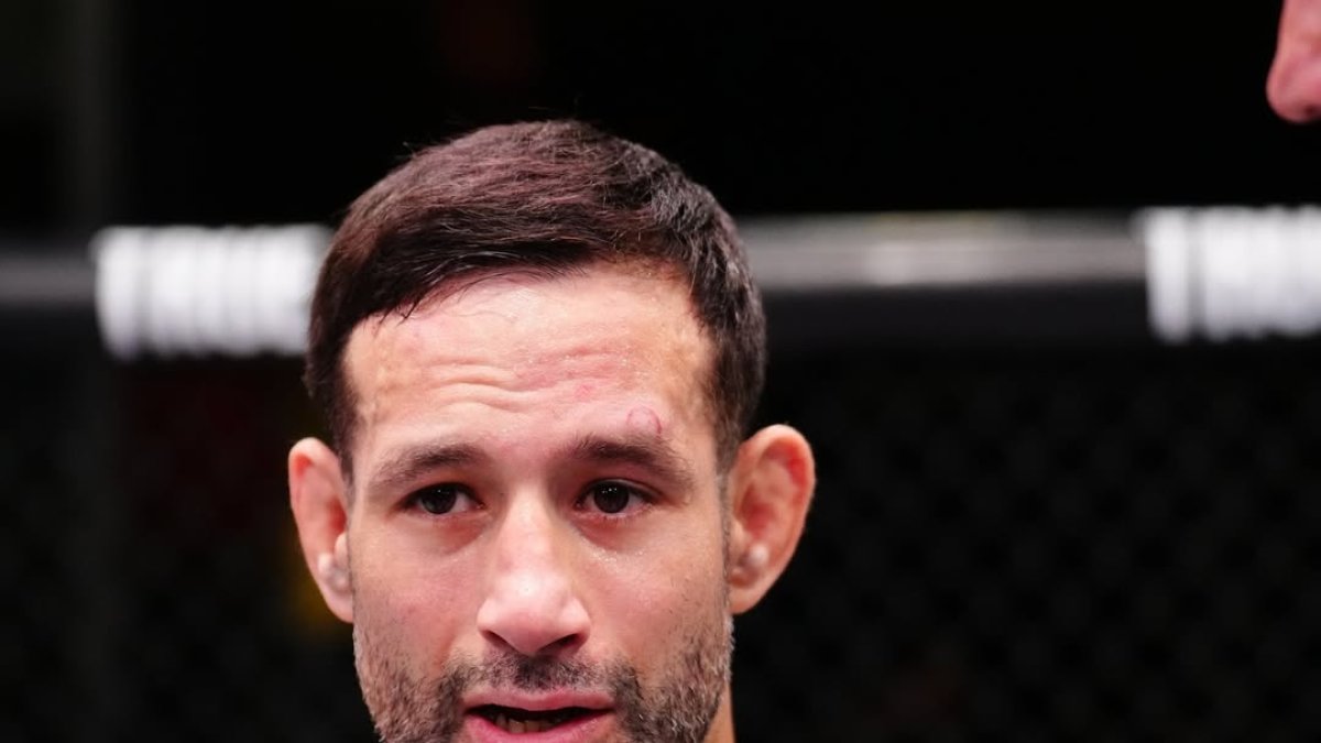 Carlos Vera logró su primera victoria en UFC ante el congolés Josias Musasa.