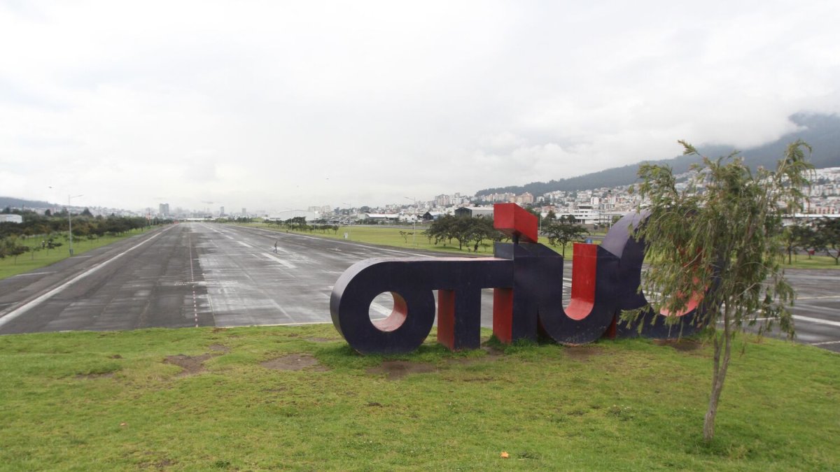 El Parque Bicentenario conserva la pista del antiguo aeropuerto.