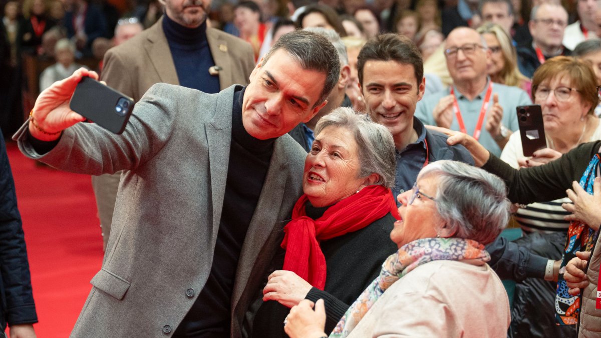Figura. Pedro Sánchez durante una intervención pública.