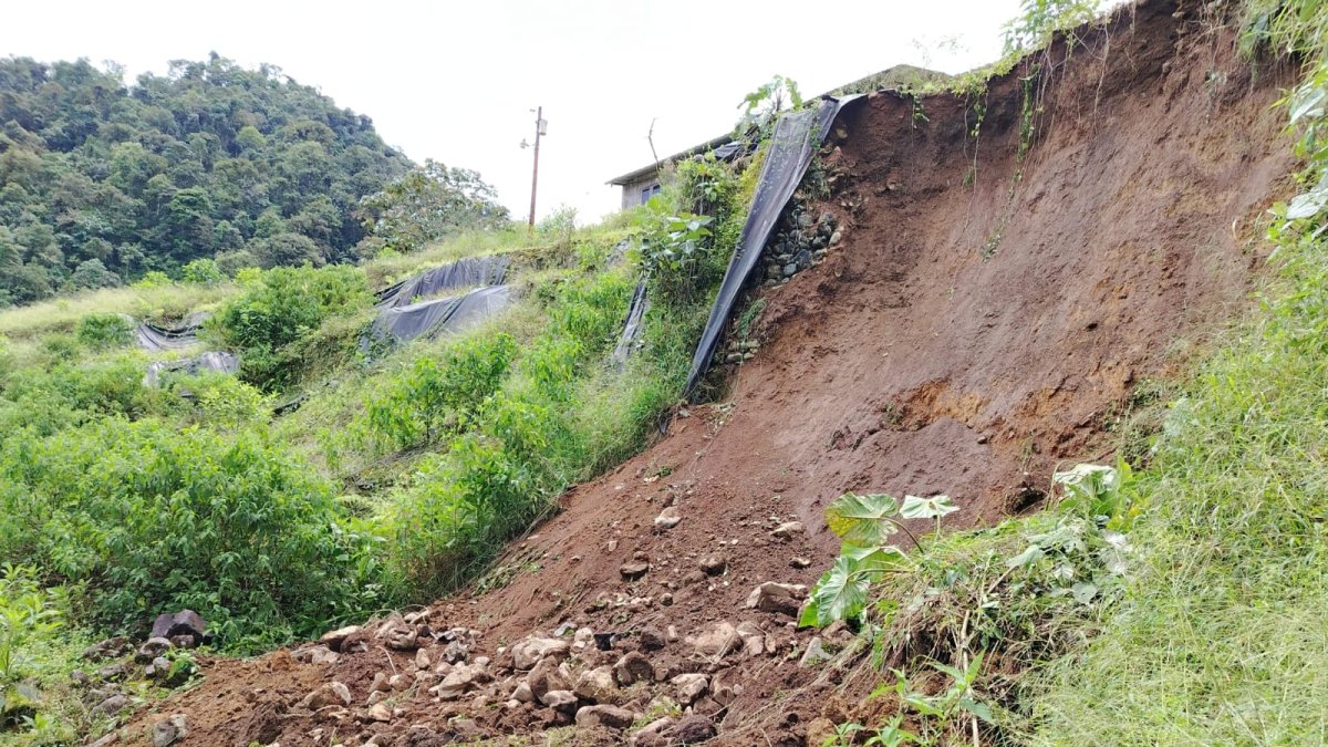 El derrumbe del muro pone en riesgo el complejo arqueológico Malqui Machay.