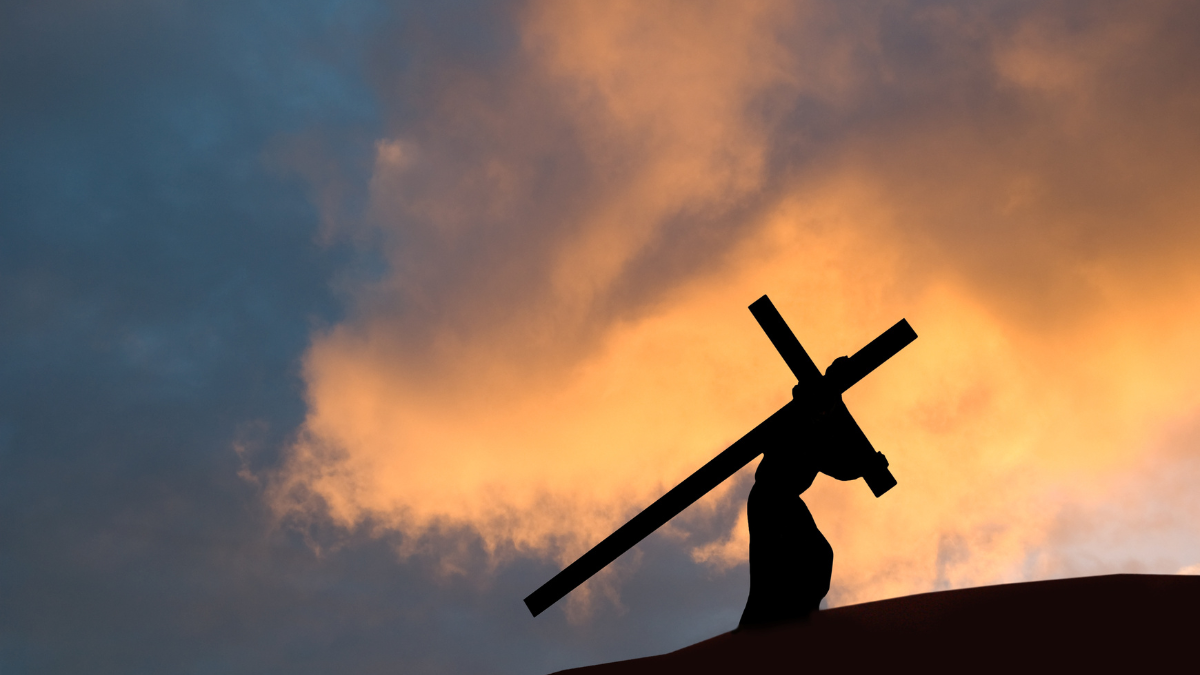 La conmemoración del Viernes Santo en Ecuador reúne a miles de personas en procesiones religiosas.