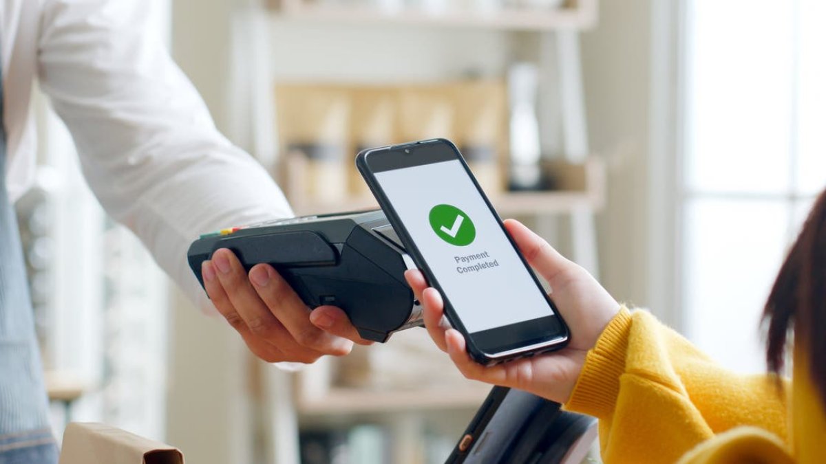 La propuesta de dinero electrónico ha causado preocupación en la ciudadanía y desconfianza.