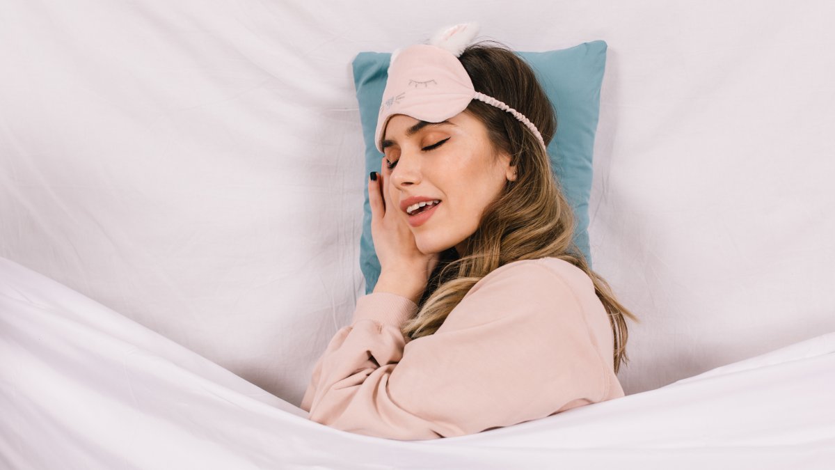 Optimiza tu descanso con el sleepmaxxing: una tendencia que combina hábitos saludables, suplementos y tecnología para lograr un sueño profundo