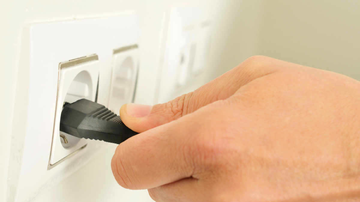 Residentes del sur de Guayaquil reportan cortes de luz.