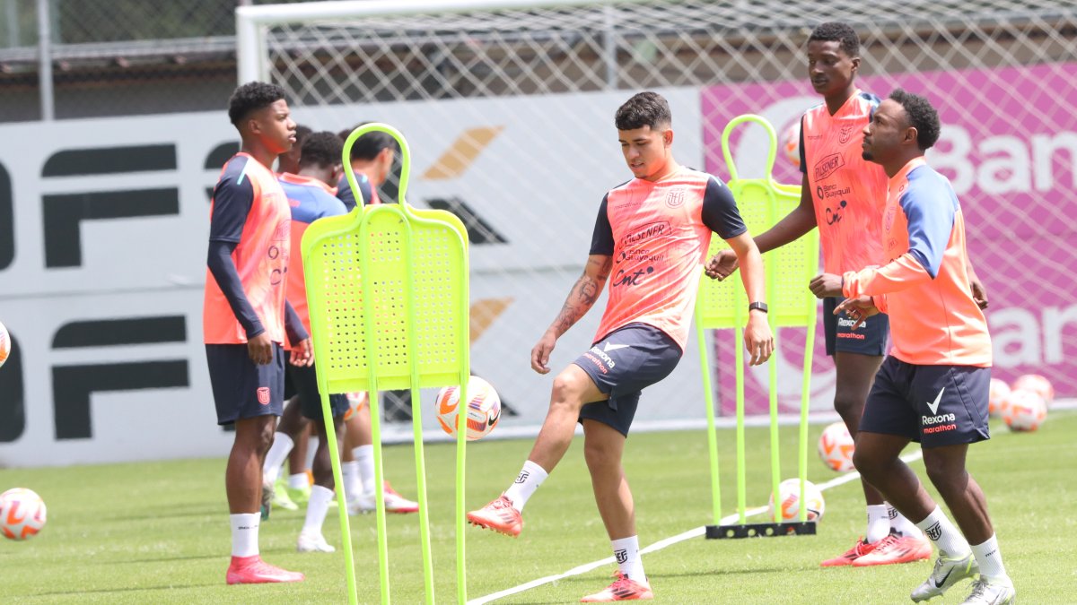 Kendry Páez jugará en Francia antes de llegar al Chelsea.