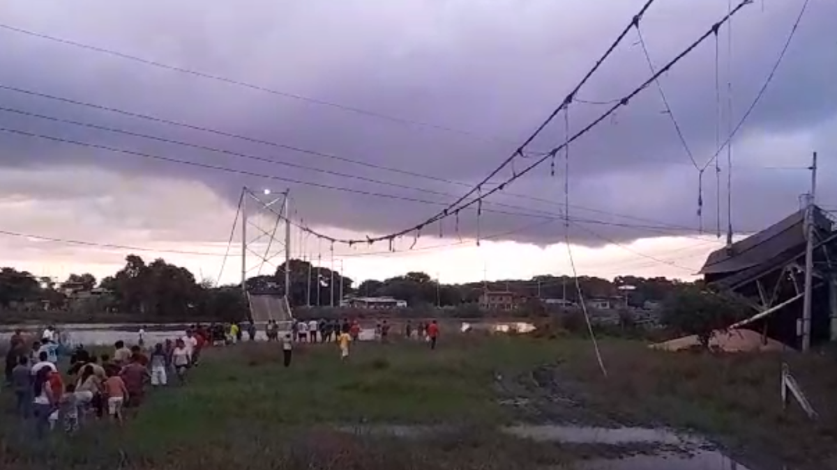 Un video muestra el colapso del puente Magro en Daule.