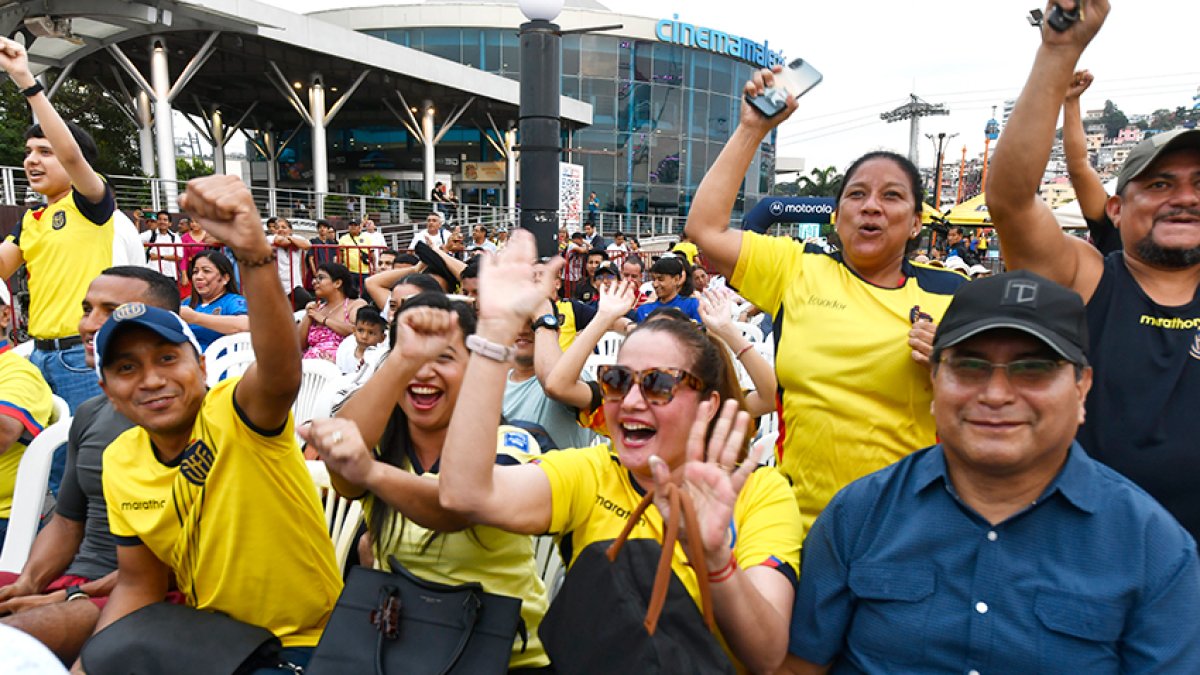 Encuentro. En dos espacios de Guayaquil se transmitirá el partido.
