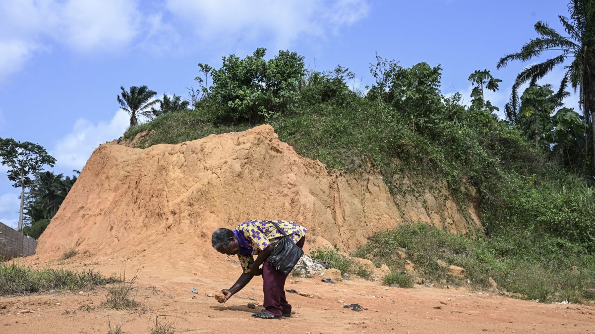 Antes de este descubrimiento, los rastros del Homo sapiens —nuestra especie que surgió hace 300.000 años— se remontaban en este tipo de entorno a unos 45.000 años en Asia y Oceanía.