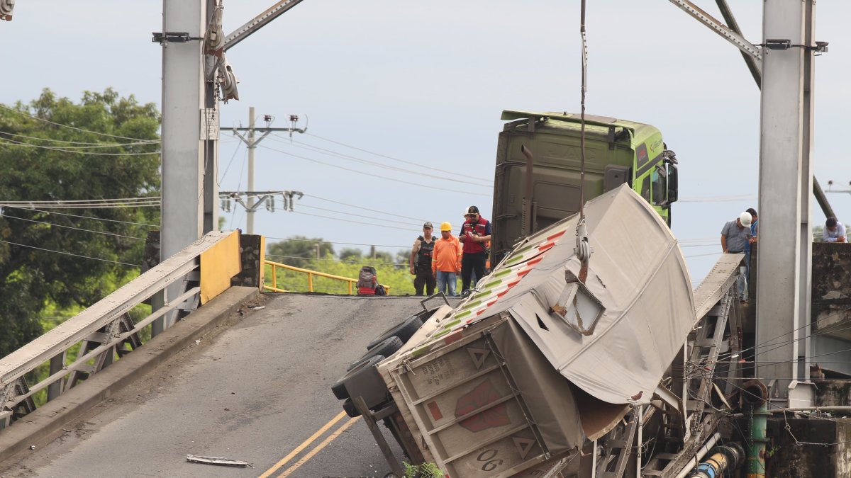 En el sitio aún se buscan desaparecidos. Las familias hablan de una víctima más hallada este viernes 21 de marzo.
