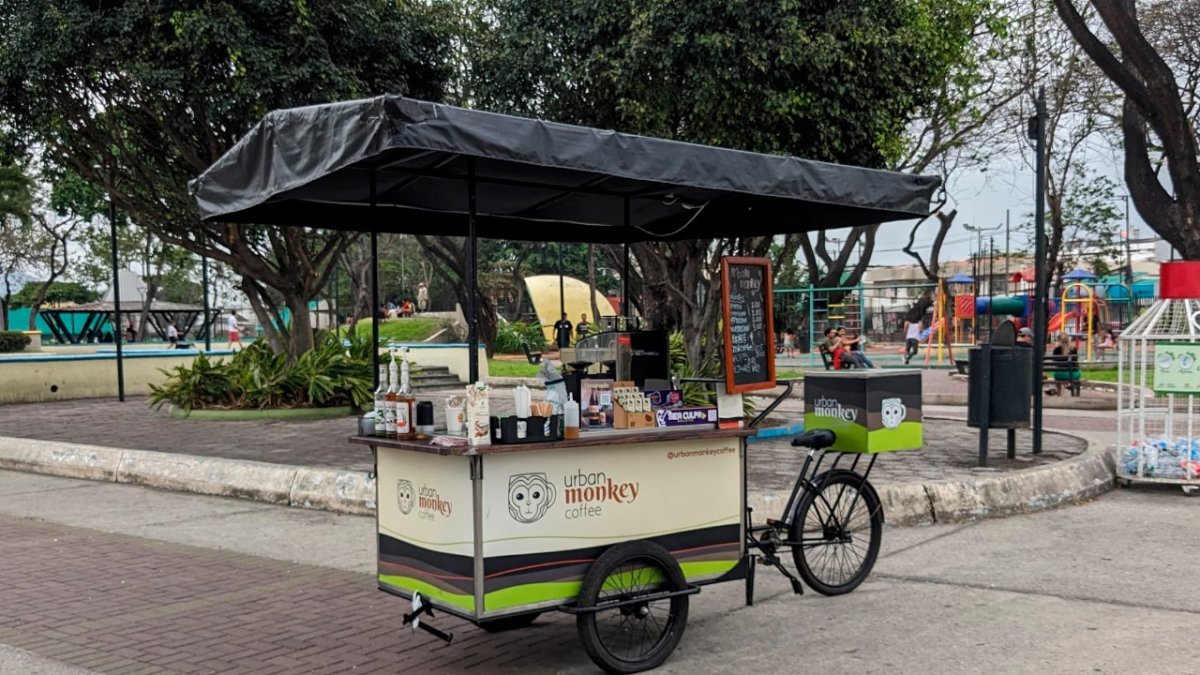 El emprendimiento Urban Monkey Coffee ha ofrecido sus productos en parques de Urdesa y Kennedy.