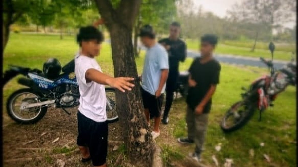 Tres sujetos portaban un arma de fuego y droga en el interior del parque Samanes.